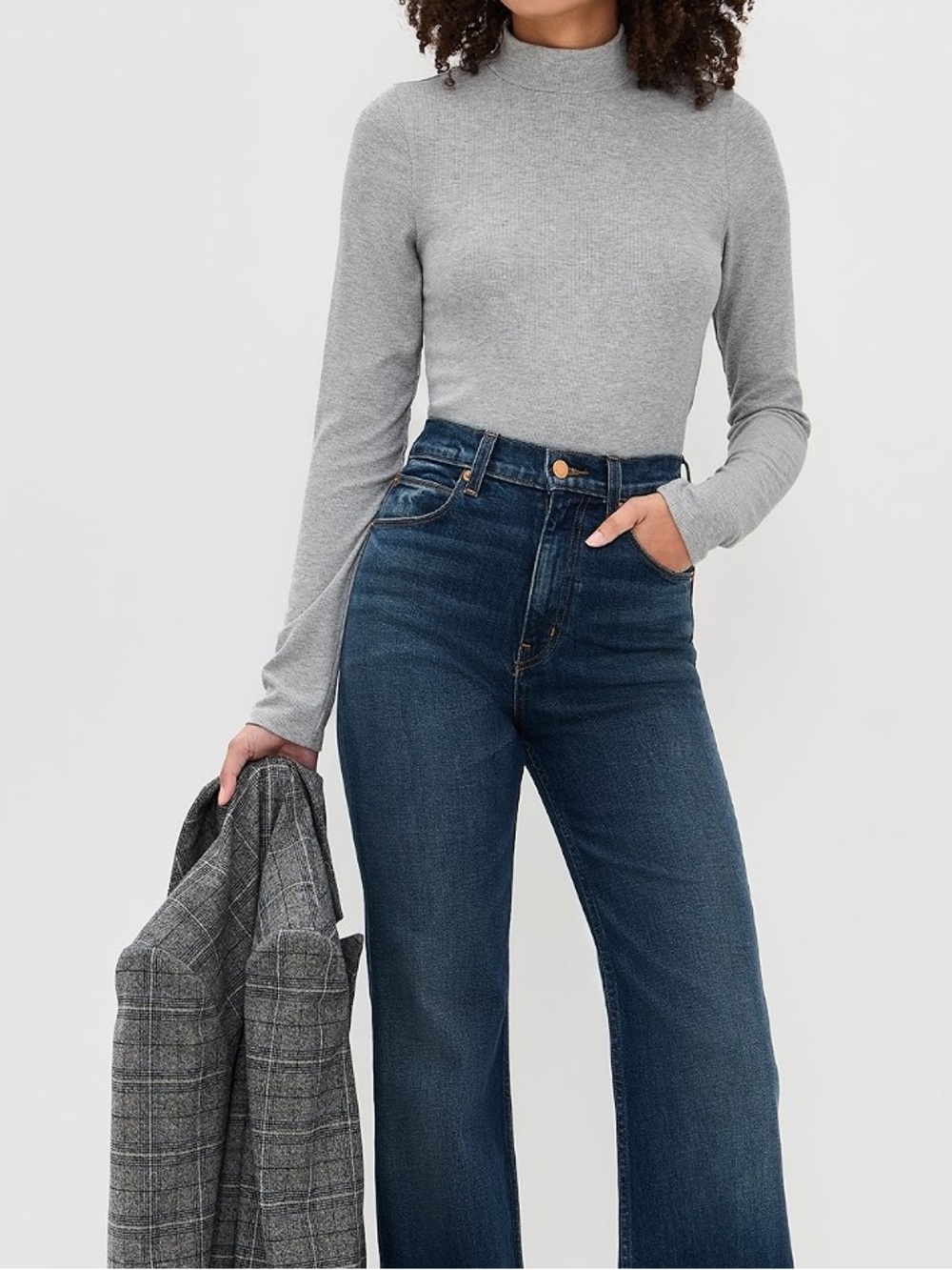 Elie Tahari NWT lightweight turtleneck long Sleeved Ribbed Top